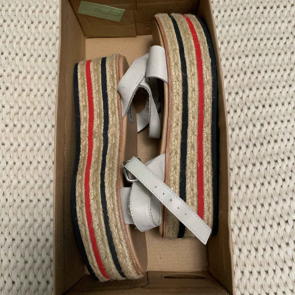 steve madden woven platform sandals size 7
